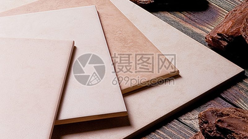 x1500亮面瓷砖：亮出空间新境界，如何挑选优质厂家？**